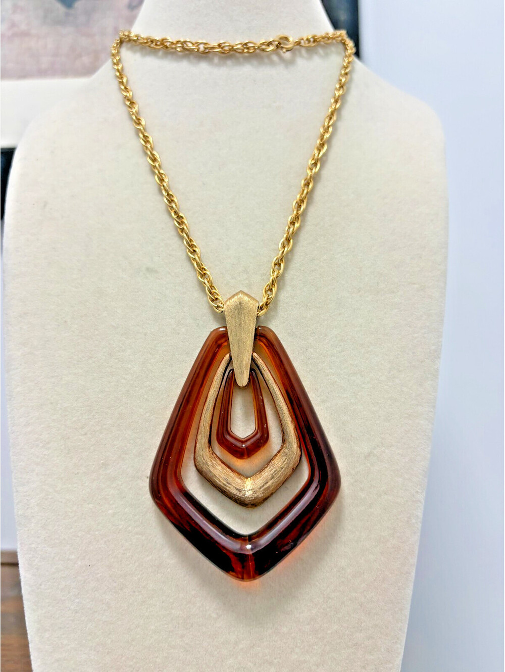Avon Vintage Gold Tone Amber Lucite Modernist Necklace on 26" Chain 70s MCM